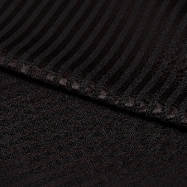 Original fabric swatch 417-2 from Royal Blue 400; approximate deep red image tone.