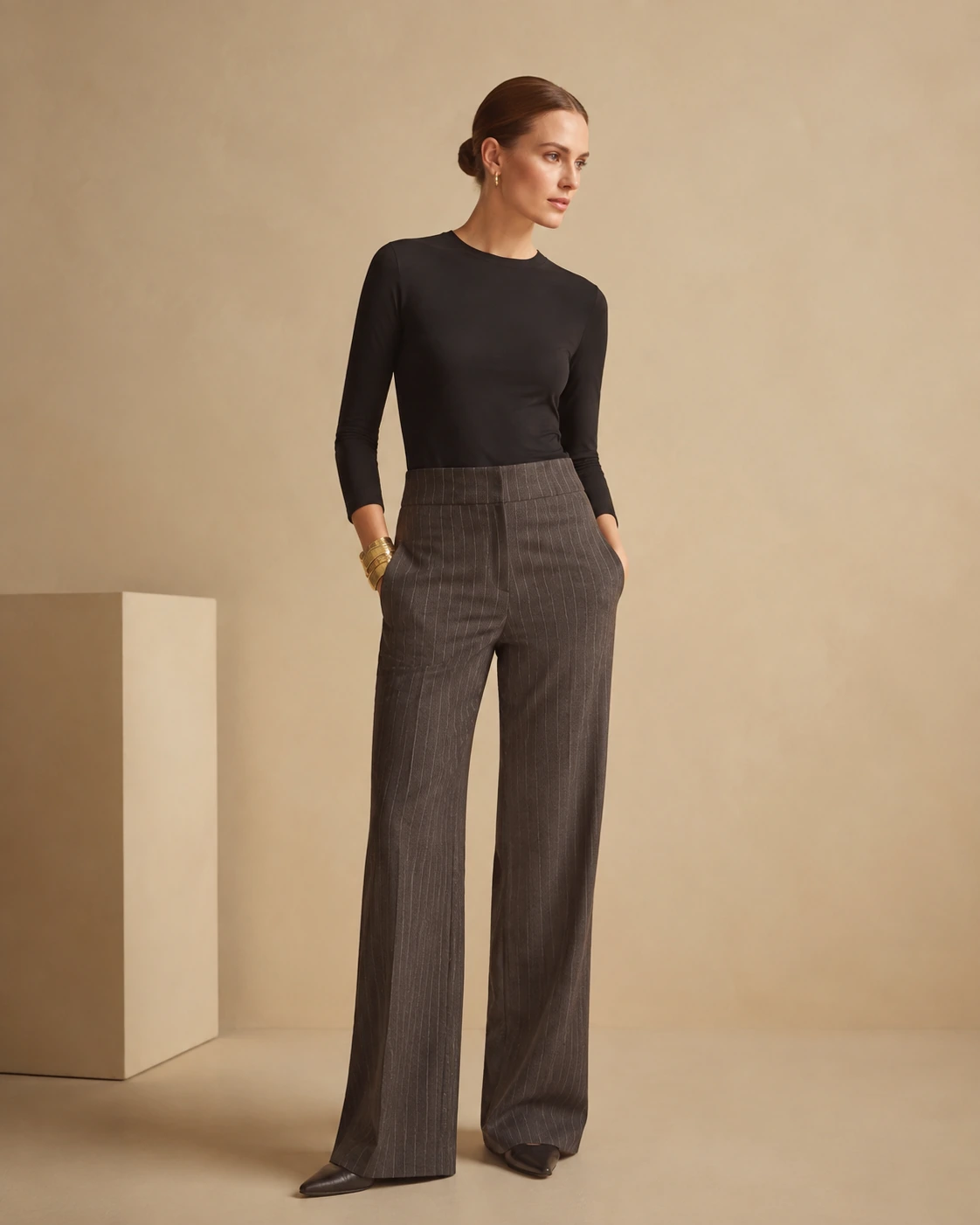 Women’s Tailored Trousers / 07 in Brown — illustrated styling